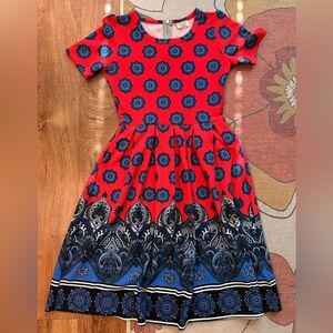 LuLaRoe Printed Dress w/ Pockets. Size small